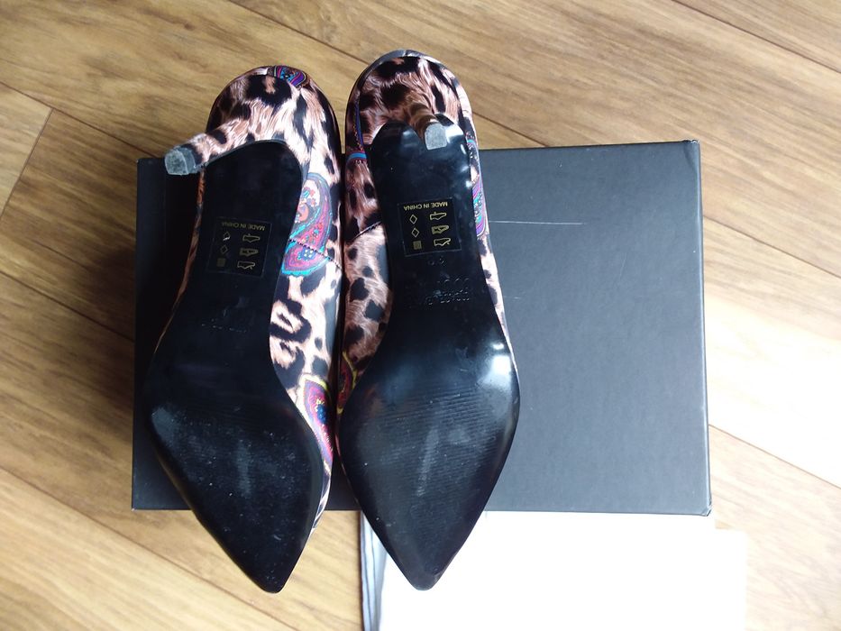 Szpilki Versace Jeans Couture Chloe