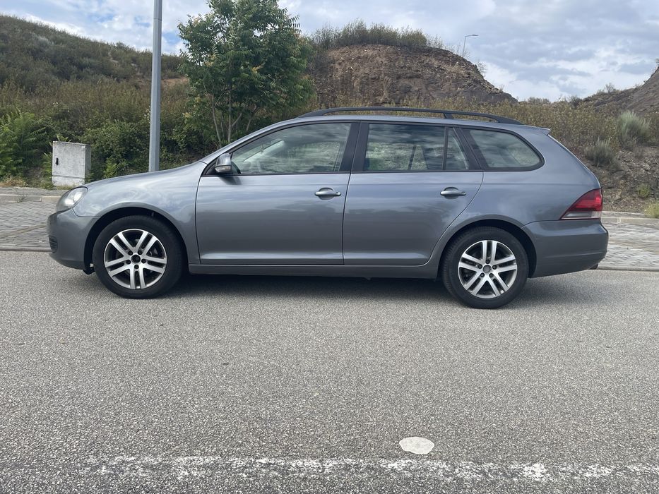 Volkswagen Golf 1.6 - 110cv