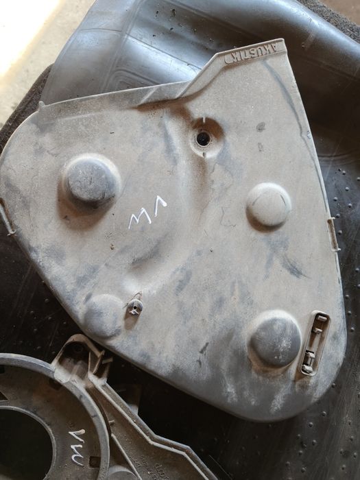 Plastik pokrywa silnika obudowa rozrządu volkswagen golf 3 4 caddy 1,9