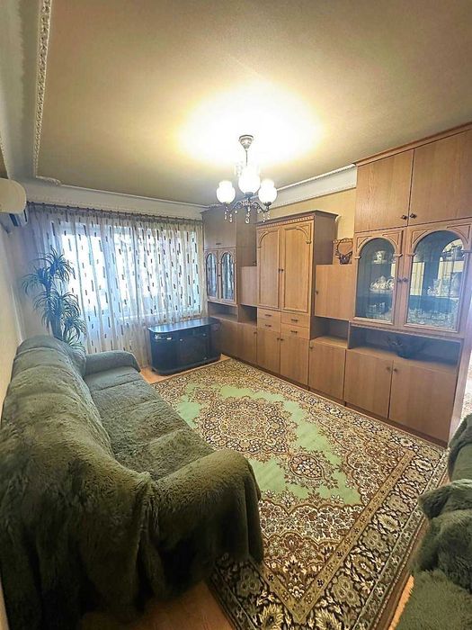 Продається 3-х кімнатна квартира вул. М. Заньковецької