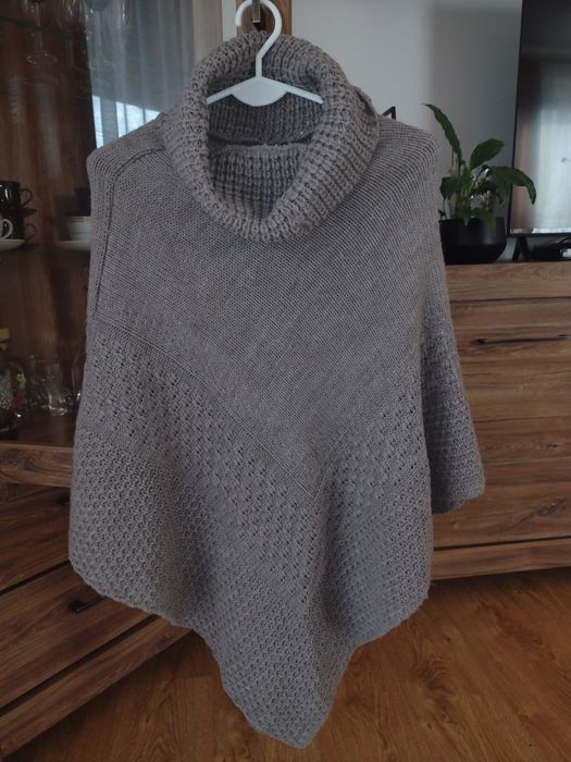 Ponczo kolor cappuccino rozmiar uniwersalny