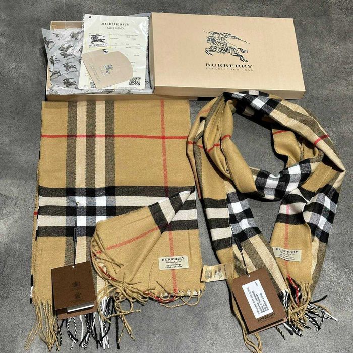 Шарф Burberry "Red Line"