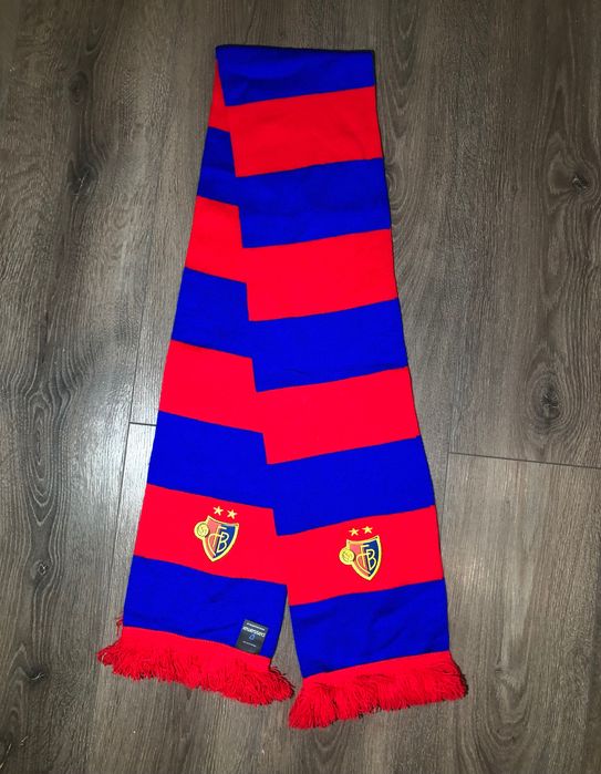 Футбольний шарф швейцарського футбольного клубу «Базель» Basel
