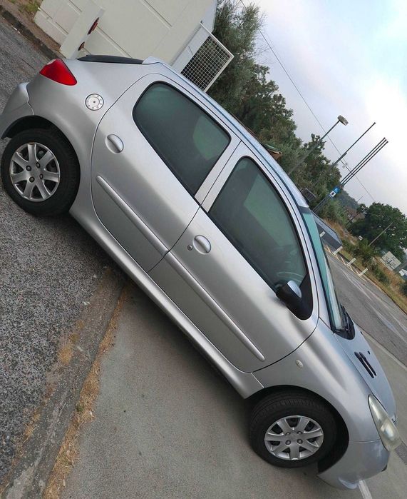 Peugeot 206+ 1.1