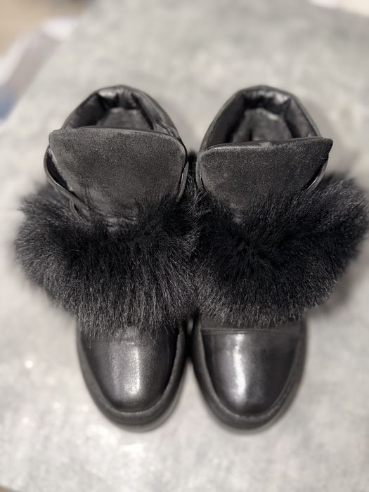 Жіночі зимові уггі/черевики з натуральним хутром