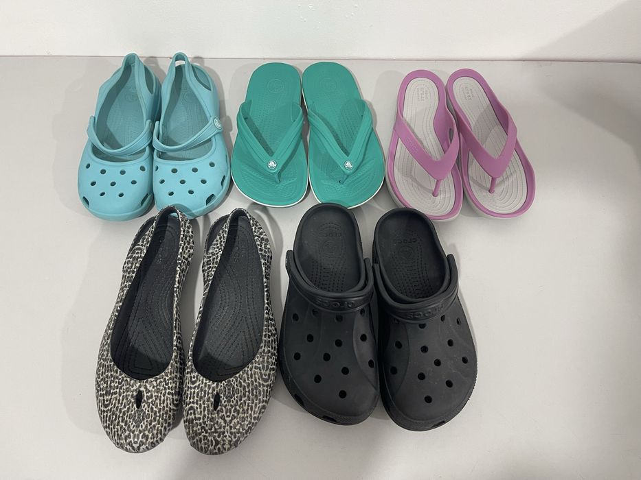 Літні шльопанці Crocs