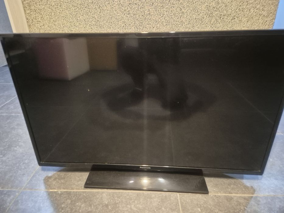 Telewizor lcd Panasonic 39 cali