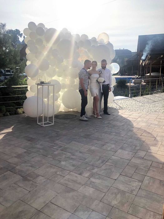 Є СВІТЛО!Оренда будинку подобово з великим залом!Басейн з підігрівом