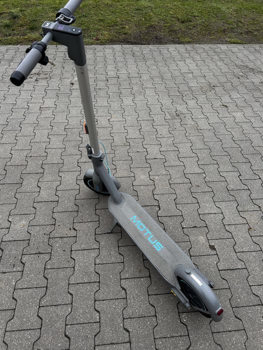 hulajnoga elektryczna Motus