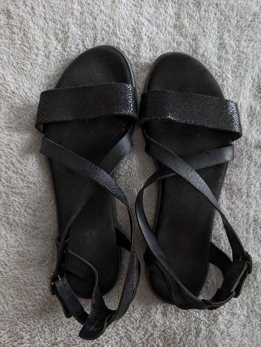 Czarne eleganckie skórzane buty sandały Clarks 38 skóra naturalna