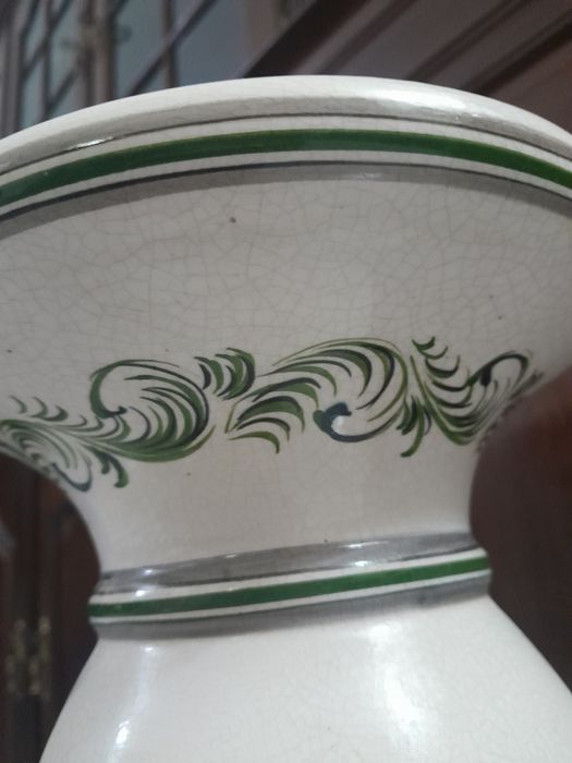 Jarrão em barro / coluna para vaso