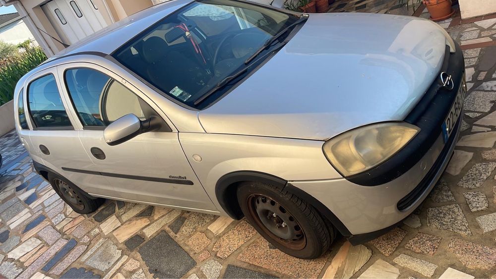 Opel Corsa C 1.2 Gasolina – 2002