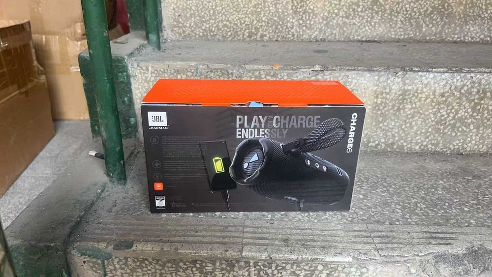 Nowy Głośnik Portable JBL Charge 6