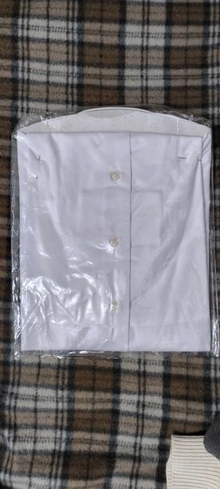 Camisa de traje academico