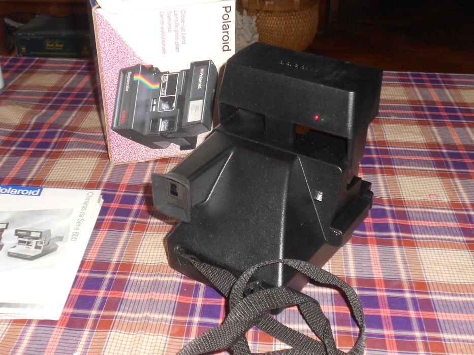 Maquina Polaroid Supercolor 635CL como nova com caixa e manuais