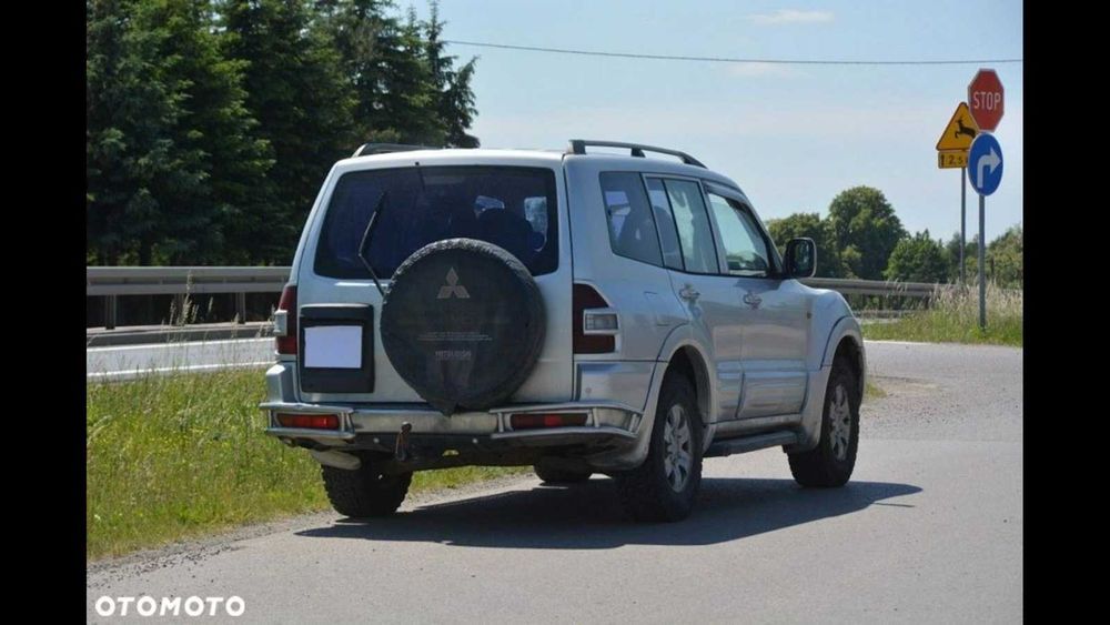 Кузов, кузовние детали для Mitsubishi Pajero Wagon III