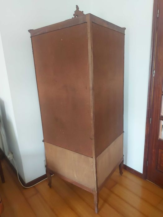 Vitrine / Cristaleira