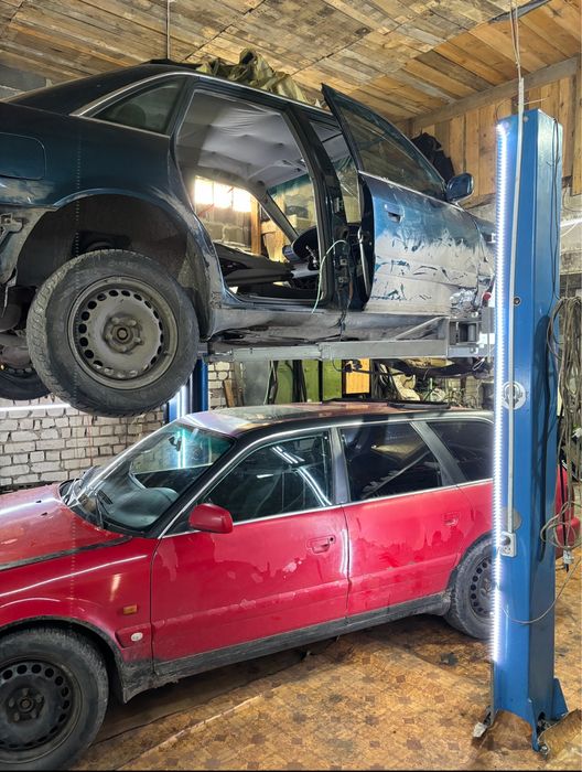 Розборка ауді А6 С4 S4 S6 100 USA також А4 Б8 шрот