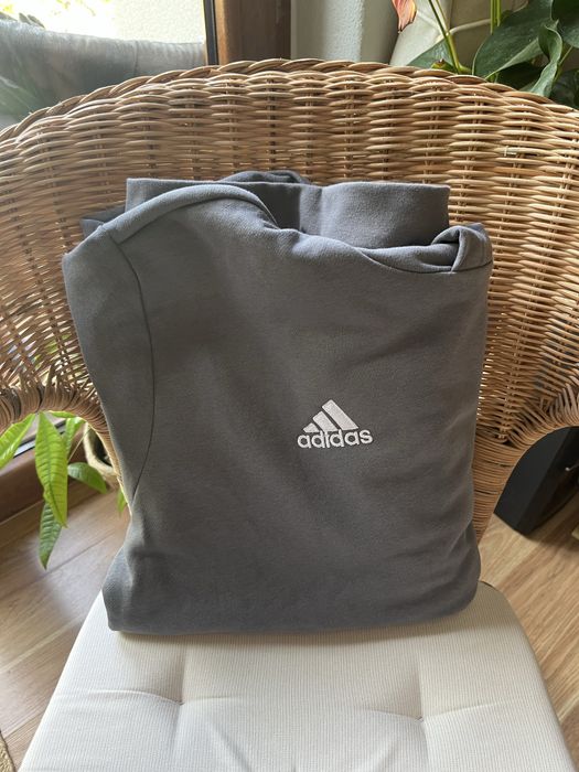 Bicianie gniazdo / Adidas bluza