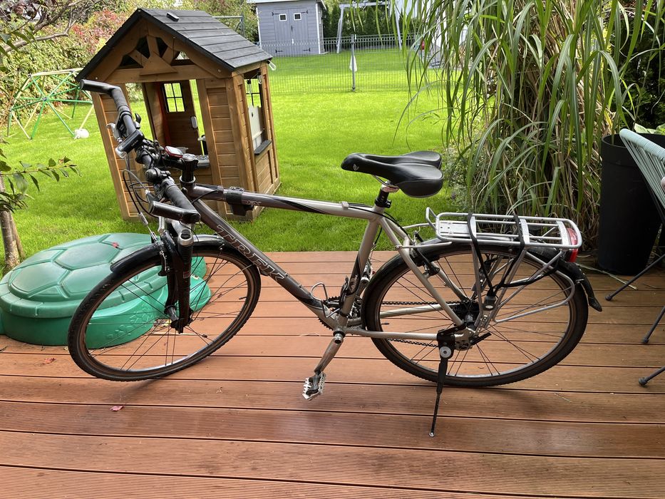 Rower Trek 7500FX 22,5 cala 57 cm Shimano Altus