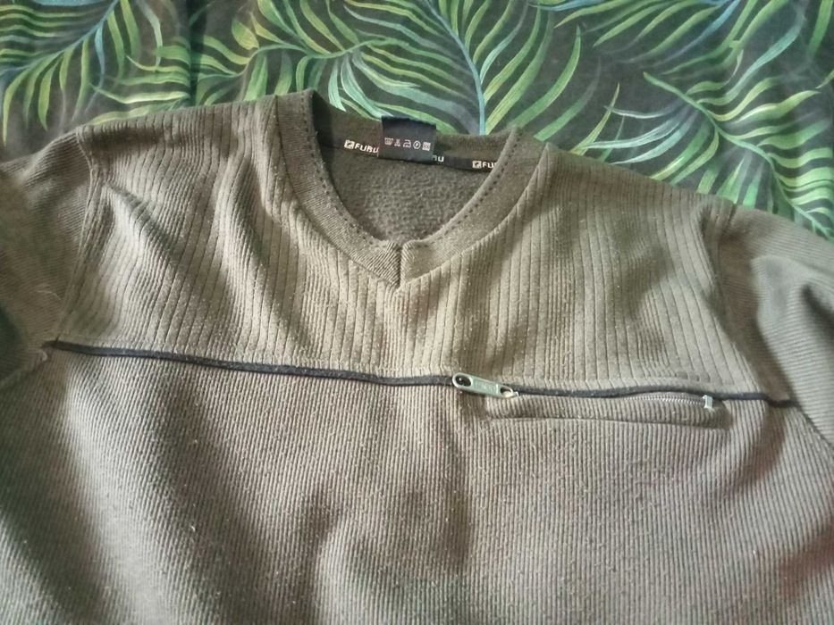 Zielony sweter M