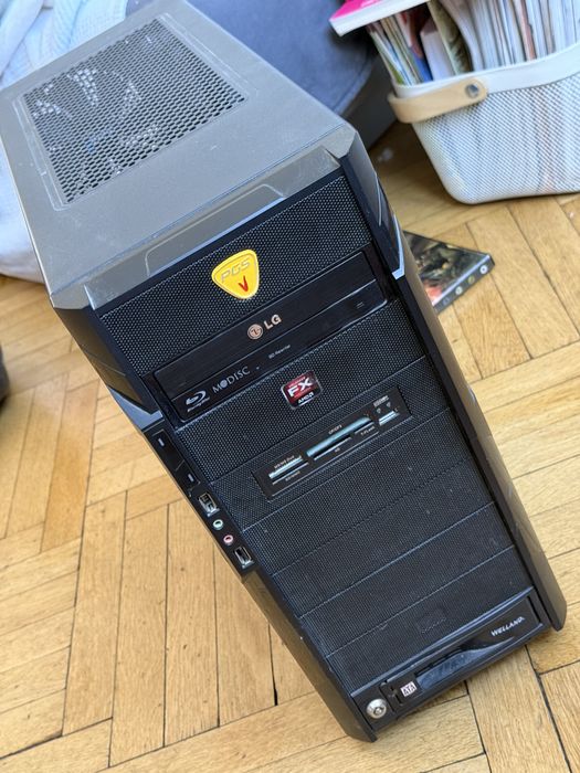 Komputer AMD 4GHz, 16GB RAM, GTX670