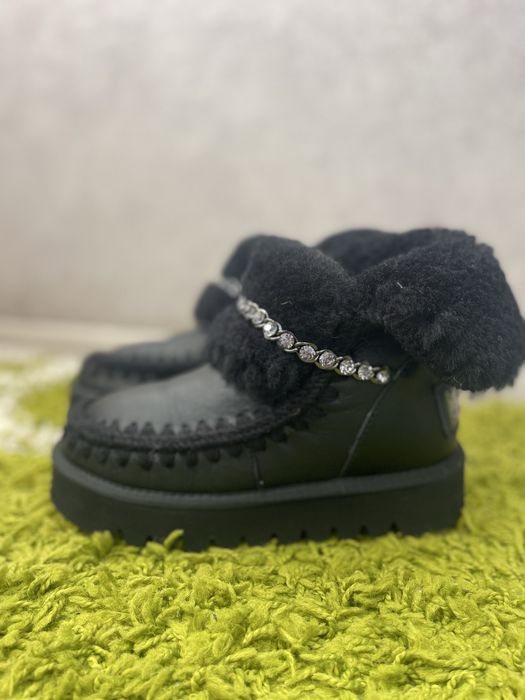 Шкіряні UGG жіночі,снігоходи