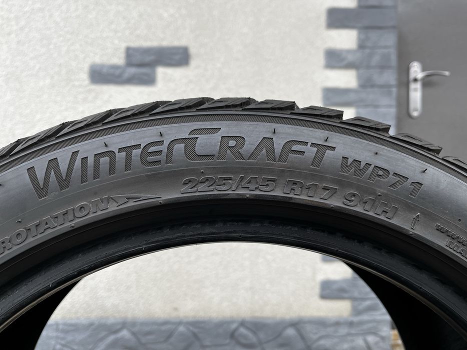 Kumho 245/40/17 225/45/17 зима