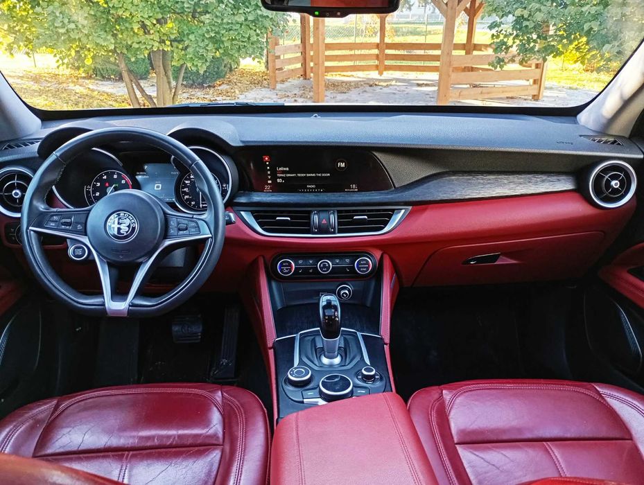 Alfa romeo stelvio