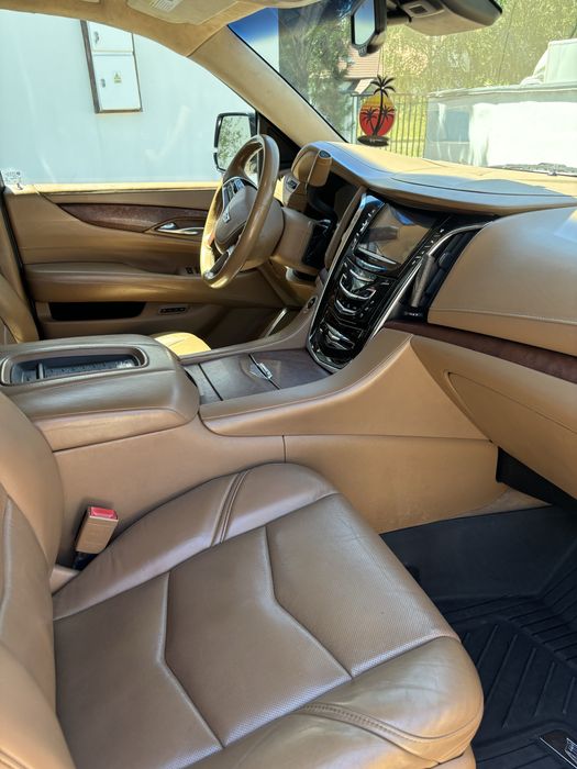 Luksusowy Cadillac Escalade