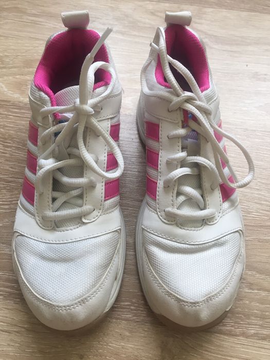 Кросовки   adidas