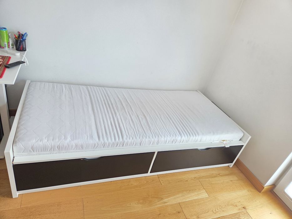 Łóżko z Ikea, 90x200