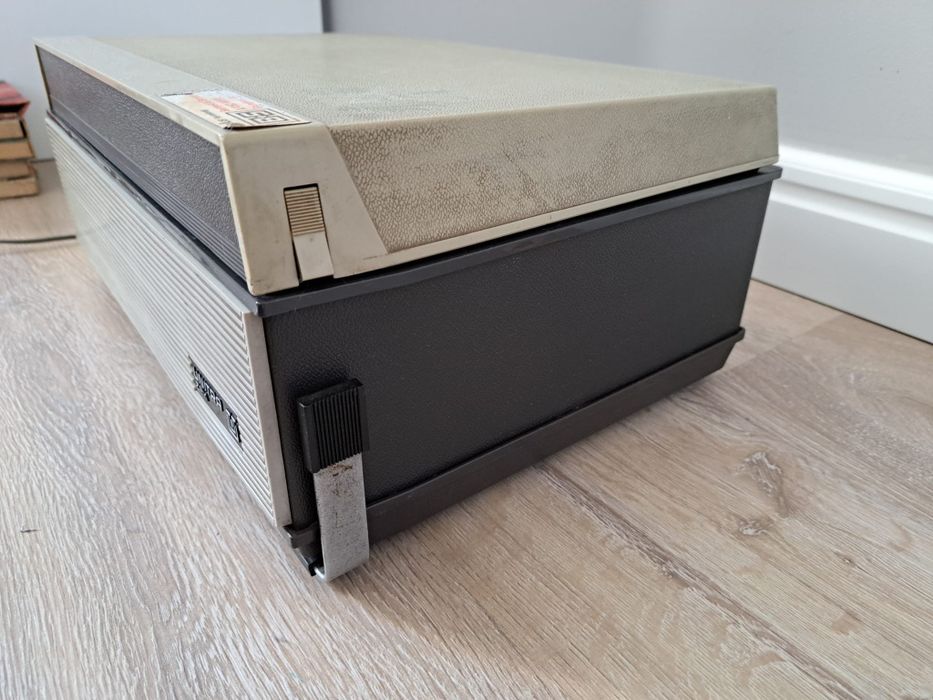 Magnetofon szpulowy sprawmy plus kasety Unitra ZetK140
