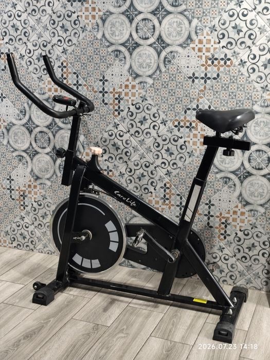 Rower stacjonarny spiningowy