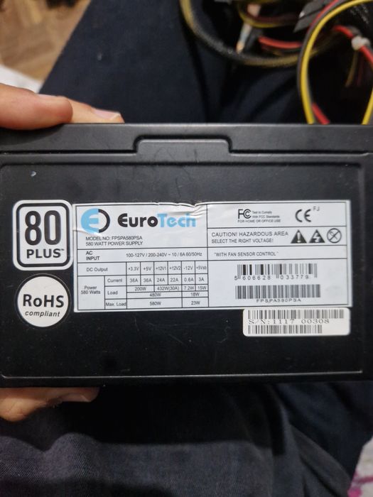 Fonte de computador436459449238179841