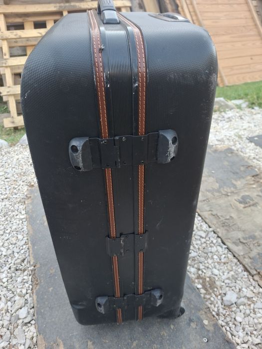 Mala de viagem rigida
