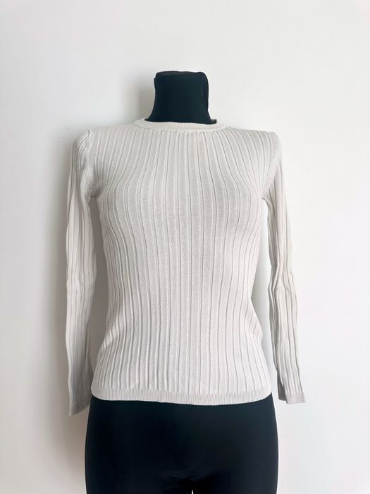 Biały damski sweter sweterek bluzka w prążki 70% wiskoza S 36 Sinsay