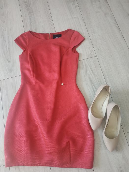 Sukienka Simple 34 jak nowa