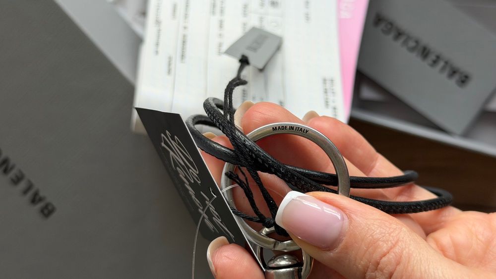 Sprzedam oryginalny brelok / charm Balenciaga “Tickets”