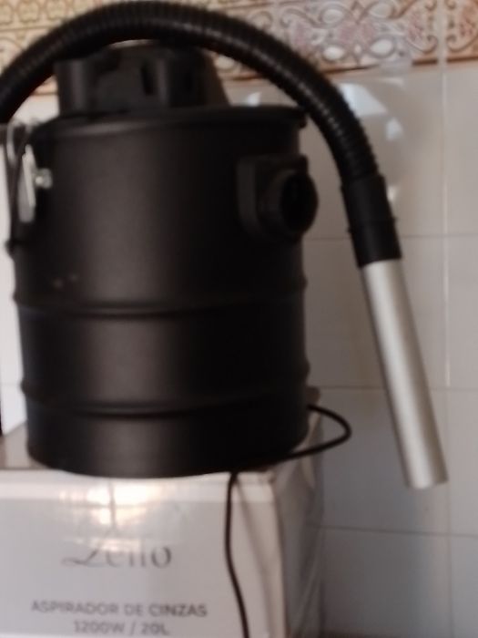 Aspirador Cinzas 1200 W / 20 L
