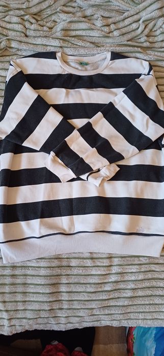 Свитшот женский.