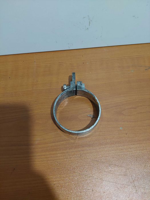 Suporte braçadeira ponteira de moto