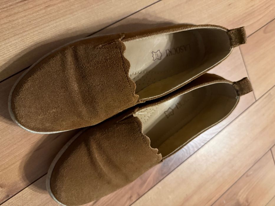 Zamszowe espadryle lasocki