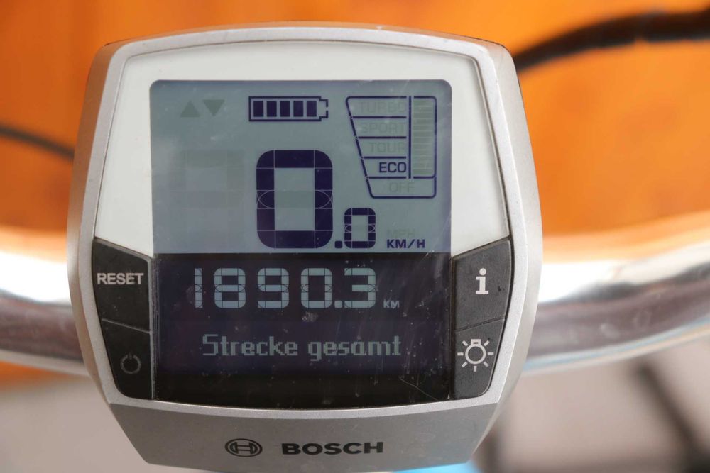 Rower elektryczny Cube Elly Ride D 46 i inne rowery