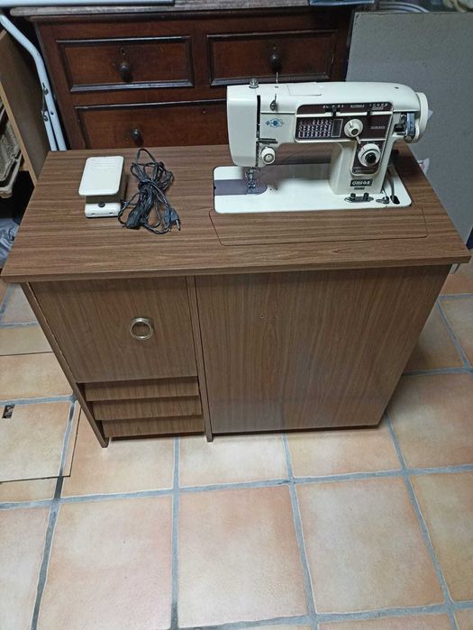 Máquina Costura Ómega YZ-808