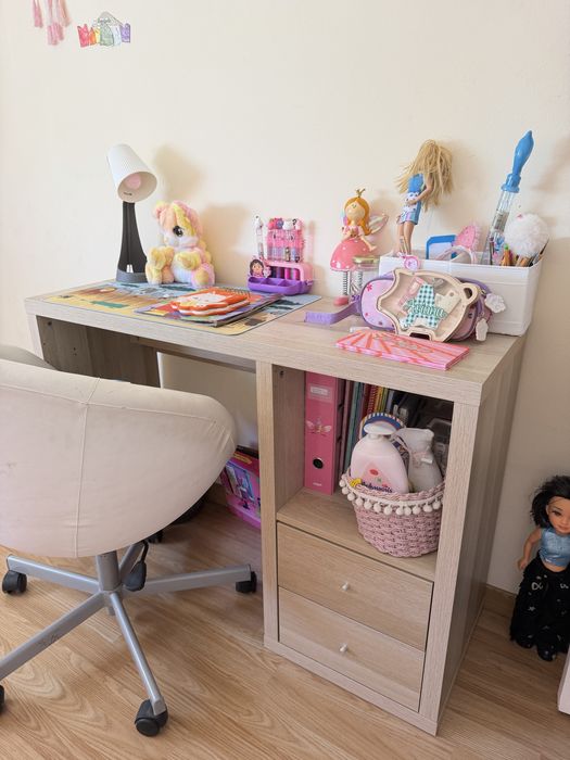 Secretária Kallax Ikea com módulo de gavetas