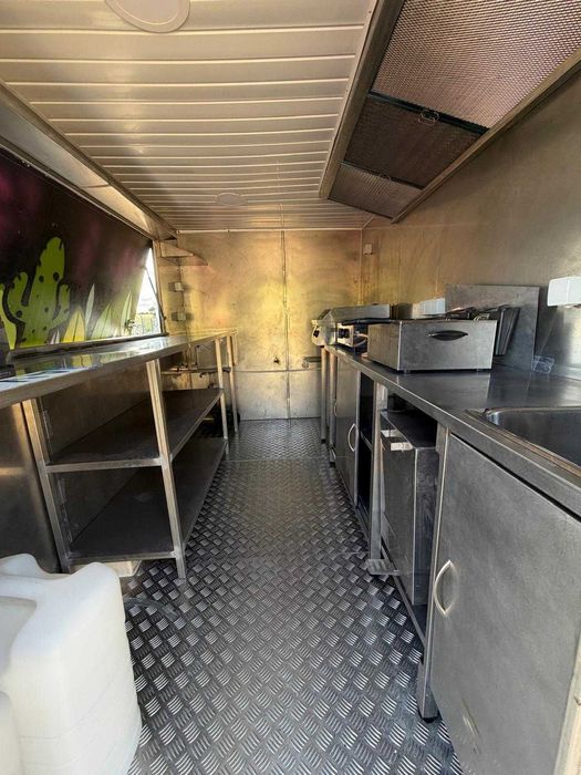 Roulotte / Trailer de Comida Equipado - Pronto a Faturar