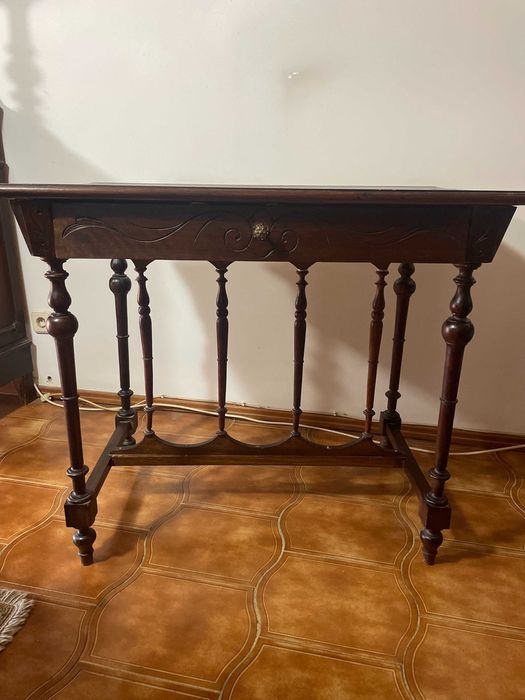 Vintage side table with drawer