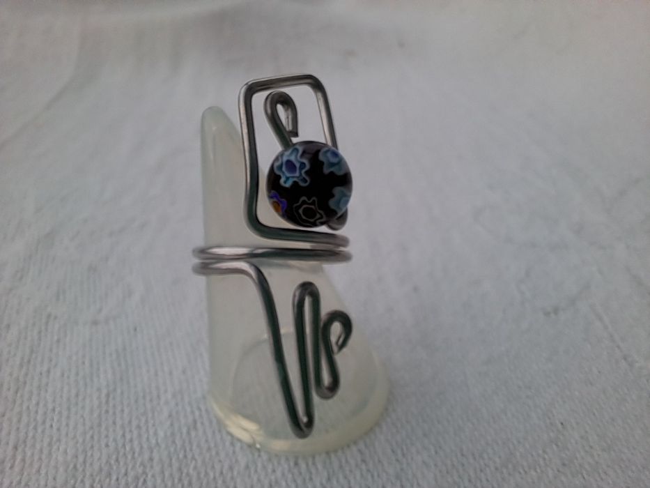 Anel Artesanal Handmade em Alumínio com Cristal Murano Escuro (Tam. 17.2 mm)