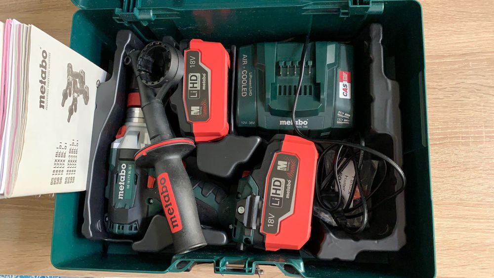 Срочно продаётся Аккумуляторный шуруповёрт Metabo SB 18 LTX BL Q I